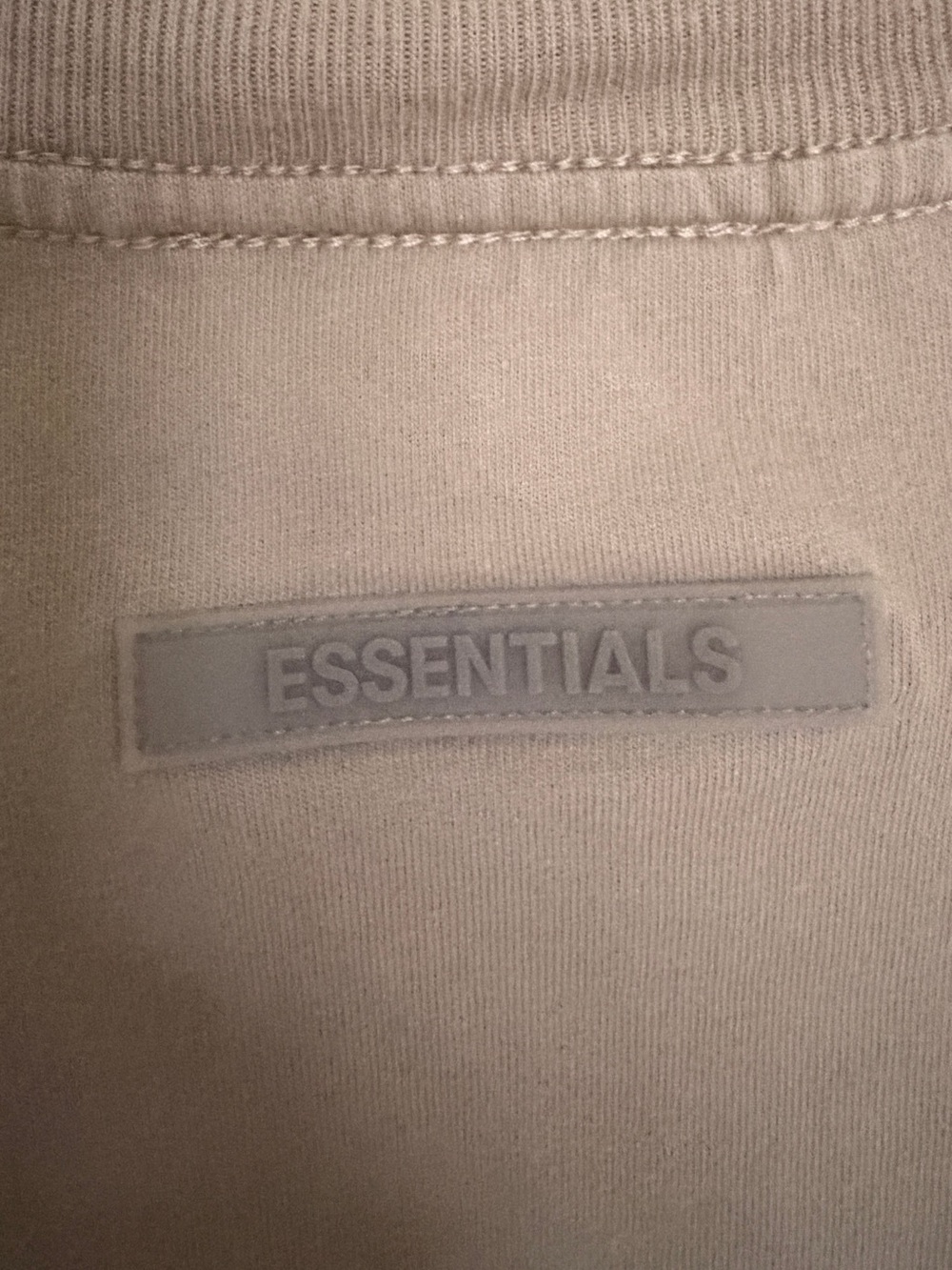 Essentials Fear of God long sleeves and joggers set - Picture 12 of 17